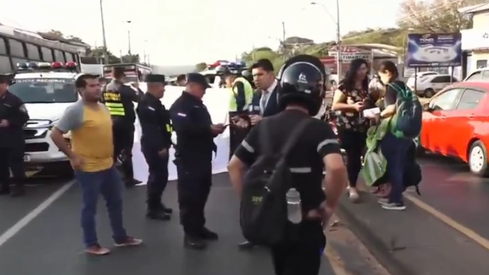 Peatón muere atropellado al intentar cruzar la ruta ex Acceso Sur en ...